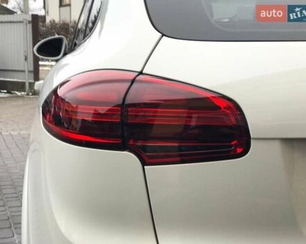 Білий Порше Cayenne, об'ємом двигуна 3.6 л та пробігом 89 тис. км за 32900 $, фото 6 на Automoto.ua