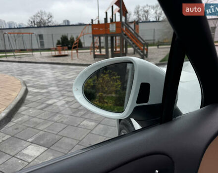 Белый Порше Каен, объемом двигателя 3.6 л и пробегом 150 тыс. км за 28900 $, фото 16 на Automoto.ua