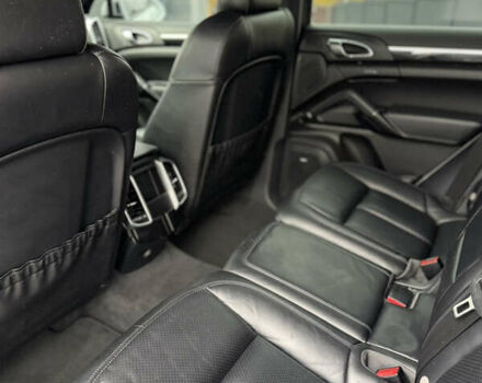 Белый Порше Каен, объемом двигателя 3.6 л и пробегом 126 тыс. км за 28500 $, фото 18 на Automoto.ua