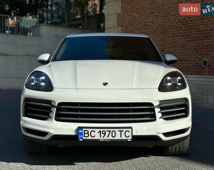 Белый Порше Каен, объемом двигателя 3 л и пробегом 105 тыс. км за 48500 $, фото 2 на Automoto.ua
