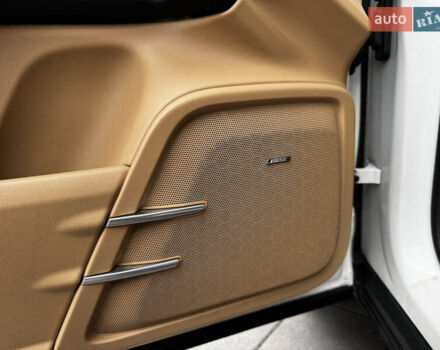 Белый Порше Каен, объемом двигателя 3.6 л и пробегом 150 тыс. км за 28900 $, фото 17 на Automoto.ua