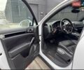 Белый Порше Каен, объемом двигателя 3.6 л и пробегом 124 тыс. км за 25900 $, фото 1 на Automoto.ua