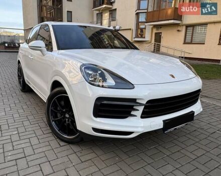 Білий Порше Cayenne, об'ємом двигуна 2.89 л та пробігом 115 тис. км за 49800 $, фото 2 на Automoto.ua