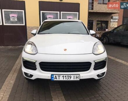 Білий Порше Cayenne, об'ємом двигуна 3.6 л та пробігом 89 тис. км за 32900 $, фото 50 на Automoto.ua