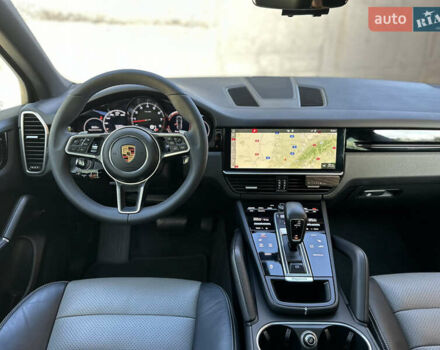 Белый Порше Каен, объемом двигателя 3 л и пробегом 105 тыс. км за 48500 $, фото 43 на Automoto.ua