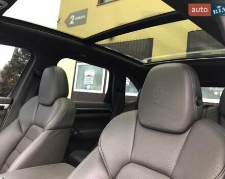 Білий Порше Cayenne, об'ємом двигуна 3.6 л та пробігом 89 тис. км за 32900 $, фото 26 на Automoto.ua