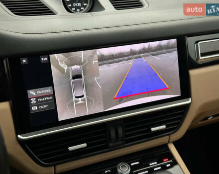 Белый Порше Каен, объемом двигателя 3 л и пробегом 179 тыс. км за 47800 $, фото 79 на Automoto.ua