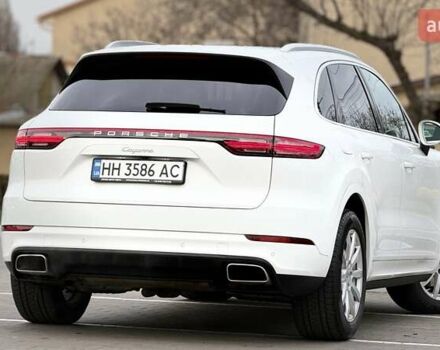 Белый Порше Каен, объемом двигателя 3 л и пробегом 137 тыс. км за 43000 $, фото 18 на Automoto.ua