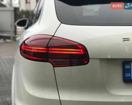Білий Порше Cayenne, об'ємом двигуна 3.6 л та пробігом 89 тис. км за 32900 $, фото 9 на Automoto.ua