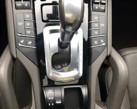 Білий Порше Cayenne, об'ємом двигуна 3.6 л та пробігом 89 тис. км за 32900 $, фото 68 на Automoto.ua