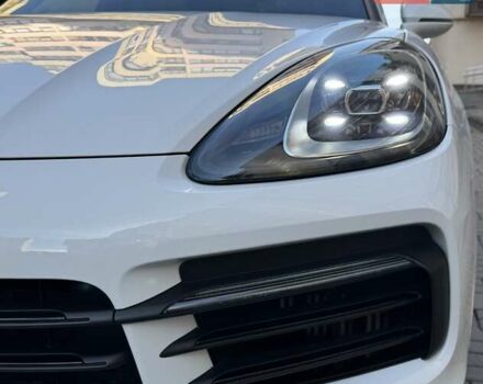 Білий Порше Cayenne, об'ємом двигуна 2.89 л та пробігом 115 тис. км за 49800 $, фото 13 на Automoto.ua