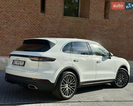 Белый Порше Каен, объемом двигателя 3 л и пробегом 105 тыс. км за 48500 $, фото 9 на Automoto.ua