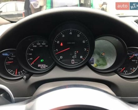 Білий Порше Cayenne, об'ємом двигуна 3.6 л та пробігом 89 тис. км за 32900 $, фото 62 на Automoto.ua