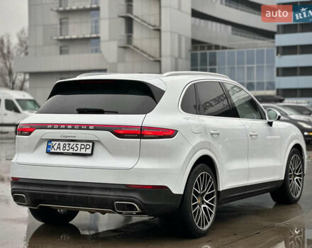 Белый Порше Каен, объемом двигателя 3 л и пробегом 179 тыс. км за 47800 $, фото 26 на Automoto.ua