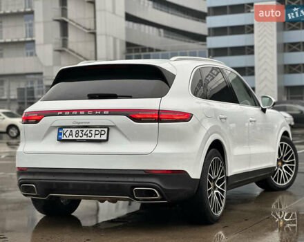 Белый Порше Каен, объемом двигателя 3 л и пробегом 179 тыс. км за 47800 $, фото 3 на Automoto.ua