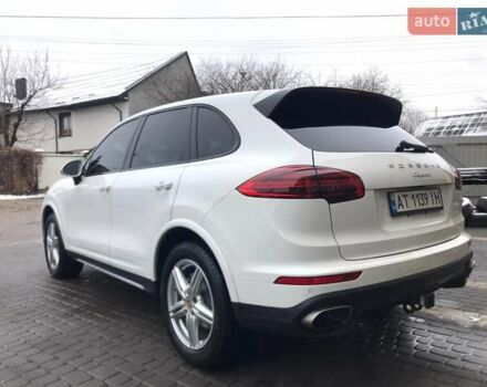 Білий Порше Cayenne, об'ємом двигуна 3.6 л та пробігом 89 тис. км за 32900 $, фото 14 на Automoto.ua
