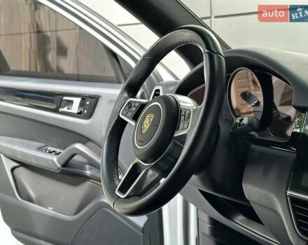 Порше Каен 2018 в Одессе на Automoto.ua Белый Порше Каен, объемом двигателя 3 л и пробегом 45 тыс. км за 52500 $, фото 45 на Automoto.ua
