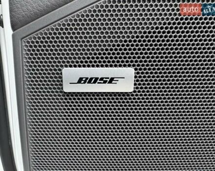 Білий Порше Cayenne, об'ємом двигуна 3 л та пробігом 33 тис. км за 59900 $, фото 58 на Automoto.ua