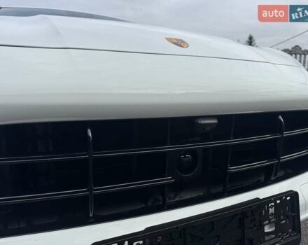 Білий Порше Cayenne, об'ємом двигуна 3 л та пробігом 33 тис. км за 59900 $, фото 73 на Automoto.ua