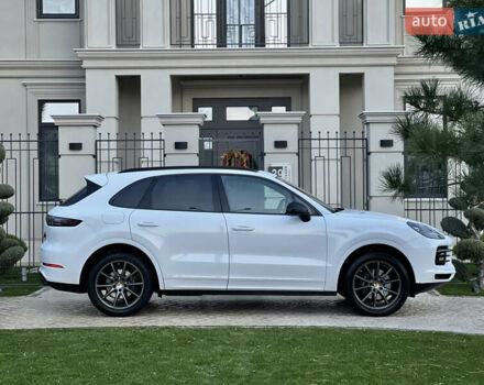 Белый Порше Каен, объемом двигателя 3 л и пробегом 39 тыс. км за 49900 $, фото 19 на Automoto.ua