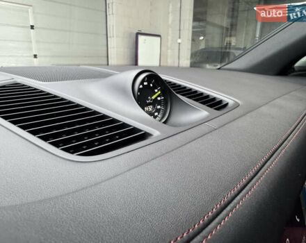 Білий Порше Cayenne, об'ємом двигуна 3 л та пробігом 75 тис. км за 71000 $, фото 66 на Automoto.ua