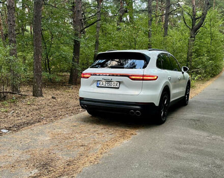 Белый Порше Каен, объемом двигателя 2.89 л и пробегом 121 тыс. км за 57000 $, фото 60 на Automoto.ua