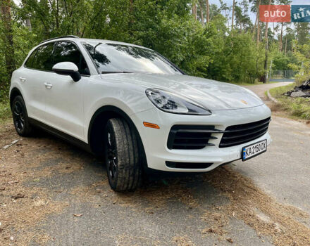 Белый Порше Каен, объемом двигателя 2.89 л и пробегом 121 тыс. км за 57000 $, фото 79 на Automoto.ua