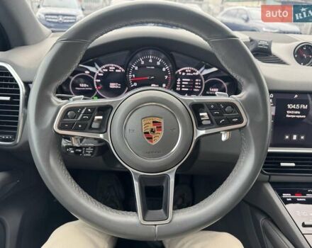 Білий Порше Cayenne, об'ємом двигуна 3 л та пробігом 33 тис. км за 59900 $, фото 37 на Automoto.ua