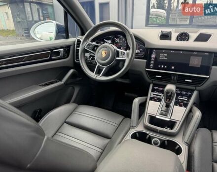 Білий Порше Cayenne, об'ємом двигуна 3 л та пробігом 33 тис. км за 59900 $, фото 53 на Automoto.ua