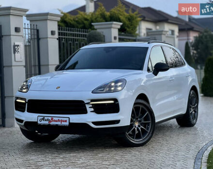 Белый Порше Каен, объемом двигателя 3 л и пробегом 39 тыс. км за 49900 $, фото 5 на Automoto.ua