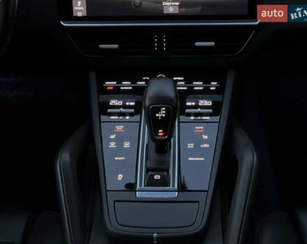 Белый Порше Каен, объемом двигателя 3 л и пробегом 39 тыс. км за 49900 $, фото 44 на Automoto.ua