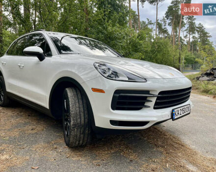 Белый Порше Каен, объемом двигателя 2.89 л и пробегом 121 тыс. км за 57000 $, фото 78 на Automoto.ua