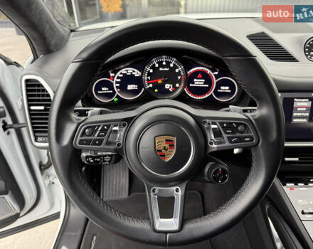 Белый Порше Каен, объемом двигателя 4 л и пробегом 52 тыс. км за 79000 $, фото 19 на Automoto.ua