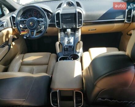 Білий Порше Cayenne, об'ємом двигуна 3.6 л та пробігом 69 тис. км за 11400 $, фото 7 на Automoto.ua