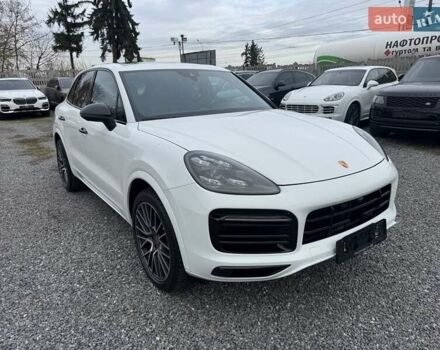 Білий Порше Cayenne, об'ємом двигуна 3 л та пробігом 33 тис. км за 59900 $, фото 25 на Automoto.ua