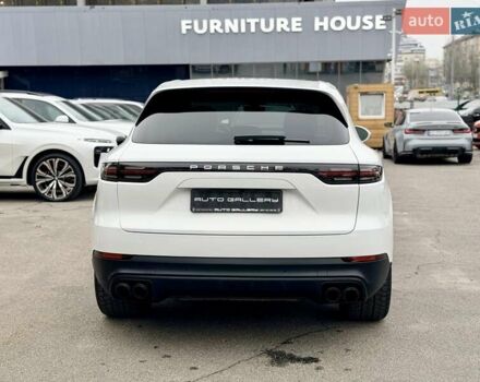 Білий Порше Cayenne, об'ємом двигуна 3 л та пробігом 90 тис. км за 49999 $, фото 13 на Automoto.ua