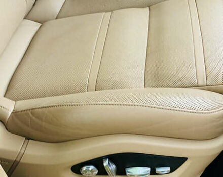Білий Порше Cayenne, об'ємом двигуна 3 л та пробігом 84 тис. км за 49000 $, фото 3 на Automoto.ua