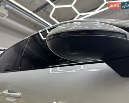 Білий Порше Cayenne, об'ємом двигуна 3 л та пробігом 75 тис. км за 71000 $, фото 48 на Automoto.ua