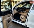 Білий Порше Cayenne, об'ємом двигуна 3 л та пробігом 122 тис. км за 49999 $, фото 10 на Automoto.ua