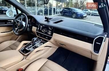 Білий Порше Cayenne, об'ємом двигуна 3 л та пробігом 122 тис. км за 49999 $, фото 9 на Automoto.ua