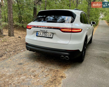 Белый Порше Каен, объемом двигателя 2.89 л и пробегом 121 тыс. км за 57000 $, фото 57 на Automoto.ua