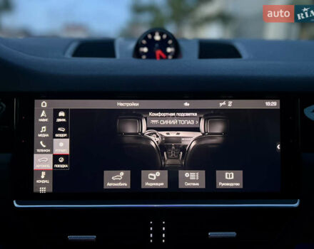 Белый Порше Каен, объемом двигателя 3 л и пробегом 39 тыс. км за 49900 $, фото 58 на Automoto.ua