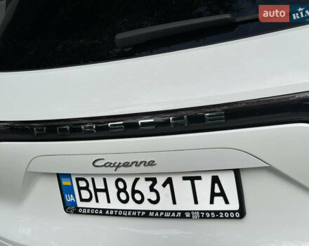 Порше Каен 2018 в Одессе на Automoto.ua Белый Порше Каен, объемом двигателя 3 л и пробегом 45 тыс. км за 52500 $, фото 20 на Automoto.ua
