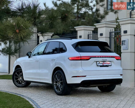 Порше Cayenne 2018 у Одесі на Automoto.ua Білий Порше Cayenne, об'ємом двигуна 3 л та пробігом 32 тис. км за 52000 $, фото 9 на Automoto.ua