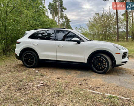 Белый Порше Каен, объемом двигателя 2.89 л и пробегом 121 тыс. км за 57000 $, фото 72 на Automoto.ua