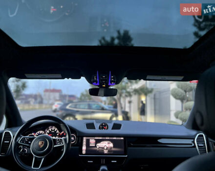 Белый Порше Каен, объемом двигателя 3 л и пробегом 39 тыс. км за 49900 $, фото 41 на Automoto.ua