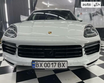 Білий Порше Cayenne, об'ємом двигуна 3 л та пробігом 105 тис. км за 67700 $, фото 5 на Automoto.ua