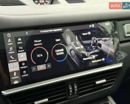 Белый Порше Каен, объемом двигателя 4 л и пробегом 52 тыс. км за 79000 $, фото 42 на Automoto.ua