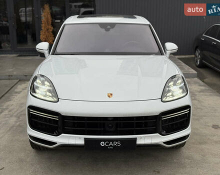Белый Порше Каен, объемом двигателя 4 л и пробегом 52 тыс. км за 79000 $, фото 1 на Automoto.ua