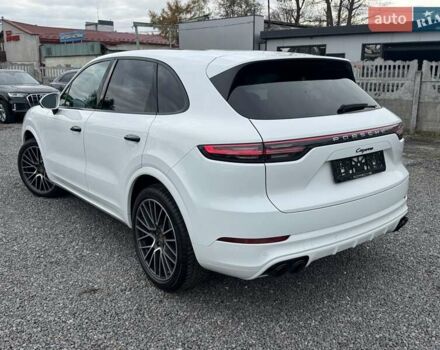Білий Порше Cayenne, об'ємом двигуна 3 л та пробігом 33 тис. км за 59900 $, фото 15 на Automoto.ua